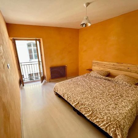 Appartement 2 Chambres - Lits King Size - Wifi - Baignoire Le Puy-en-Velay Buitenkant foto